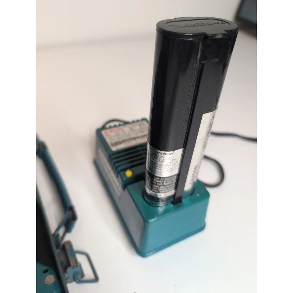 MAKITA 6012HD DRILL 9.6V, Case, Charger
